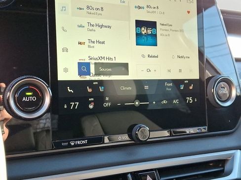 Used 2025 Lexus RX 350 Premium image 17