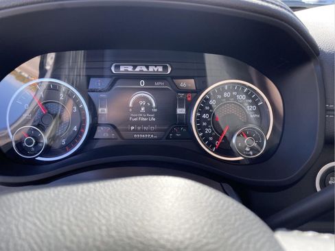Used 2024 RAM 2500 Laramie AWD/4WD image 18