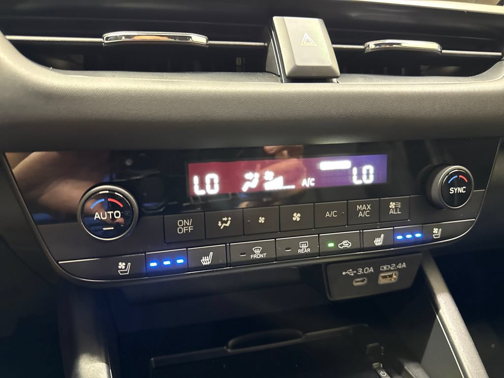 Certified 2026 Subaru Outback Touring XT AWD/4WD image 22
