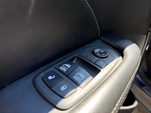 Used 2016 Dodge Challenger R/T Plus RWD image 23
