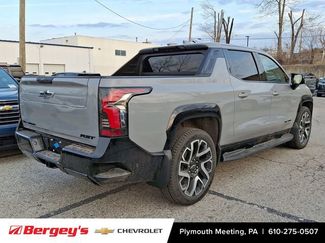 New 2025 Chevrolet Silverado EV RST AWD/4WD video 3