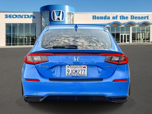 Used 2024 Honda Civic Sport image 6
