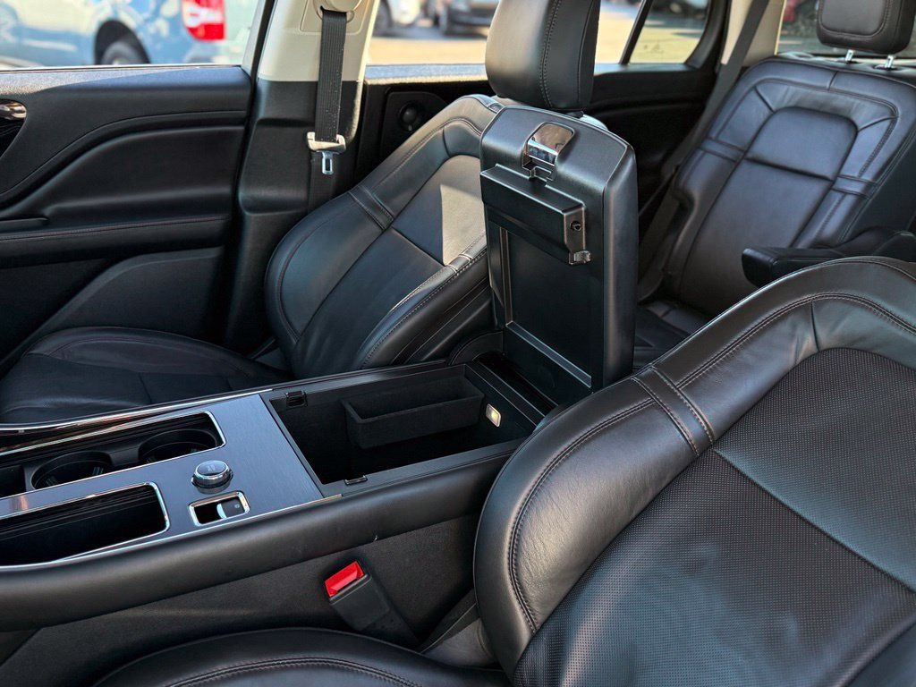 Used 2024 Lincoln Aviator Reserve w/ Elements Package Plus AWD/4WD image 29