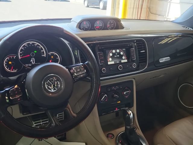 Used 2013 Volkswagen Beetle 2.0T FWD image 5