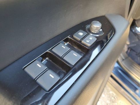 Used 2025 MAZDA CX-5 AWD 2.5 S w/ Preferred Package image 18