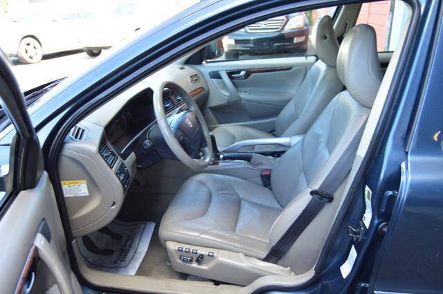 Used 2005 Volvo XC70 AWD/4WD image 40
