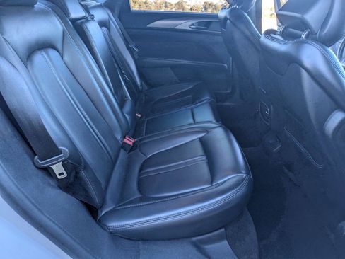 Used 2018 Lincoln MKZ Premiere image 24