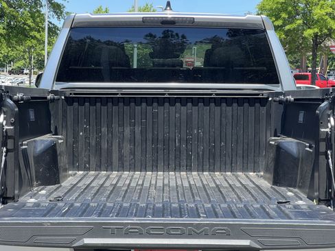Used 2024 Toyota Tacoma TRD Off-Road image 18