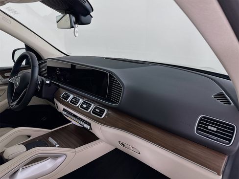 New 2026 Mercedes-Benz GLE 450 4MATIC image 32