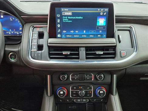 Used 2023 Chevrolet Tahoe LT w/ LT Signature Package RWD image 15