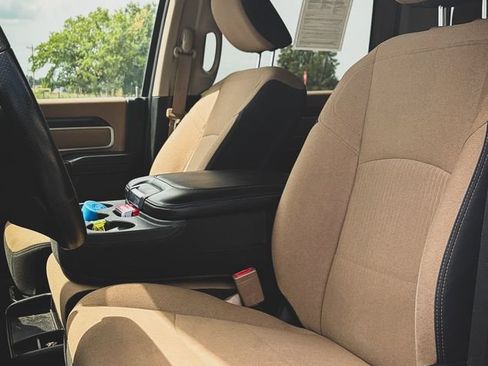 Used 2019 RAM 2500 Big Horn AWD/4WD image 18
