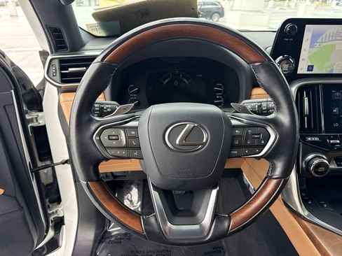 Used 2023 Lexus LX 600 4WD w/ Accessory Package (Z1) image 14
