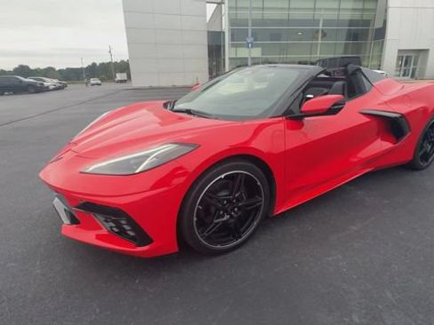 Used 2024 Chevrolet Corvette Stingray Convertible RWD image 4