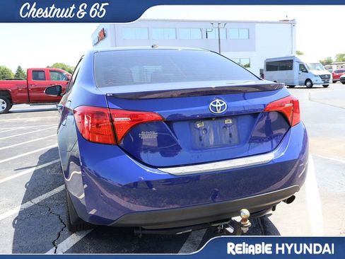 Used 2018 Toyota Corolla SE w/ SE Premium Package FWD image 17