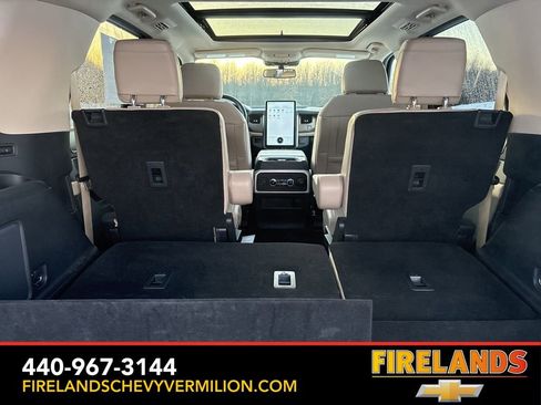 Used 2022 Ford Expedition Limited image 55