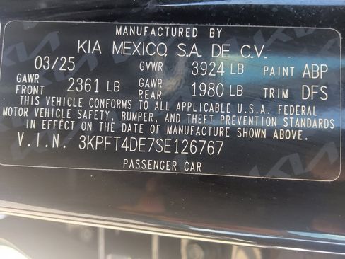 Used 2025 Kia K4 FWD image 33
