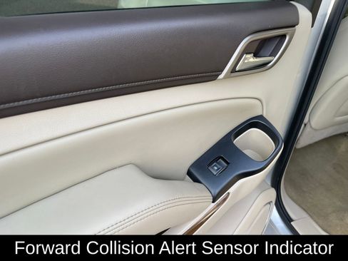 Used 2016 GMC Yukon XL Denali w/ Open Road Package image 25