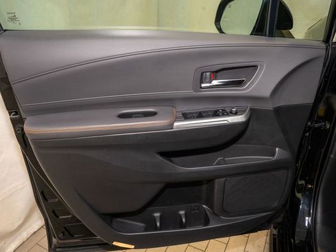 Used 2022 Toyota Sienna XSE image 13