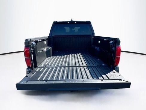 Used 2025 Toyota Tacoma TRD Off-Road AWD/4WD image 21