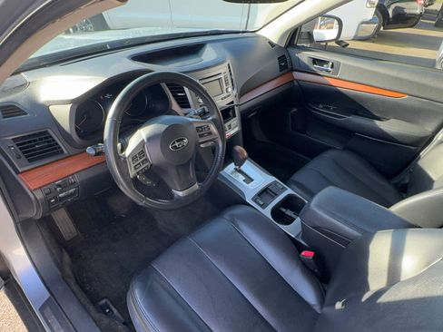 Used 2013 Subaru Outback 2.5i Limited w/ Moonroof Pkg image 7