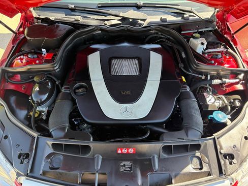 Used 2008 Mercedes-Benz C 300 4dr Sdn 3.0L Sport 4MATIC AWD image 27