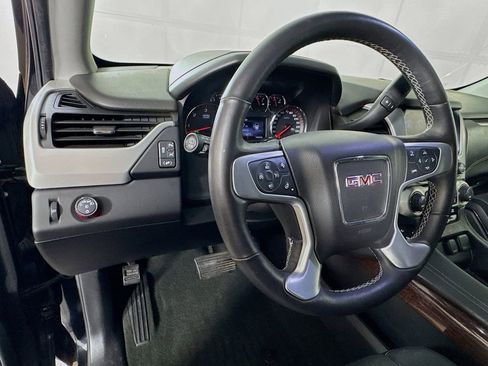 Used 2016 GMC Yukon SLT image 11
