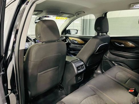Used 2021 GMC Terrain SLE w/ Driver Convenience Package FWD image 20