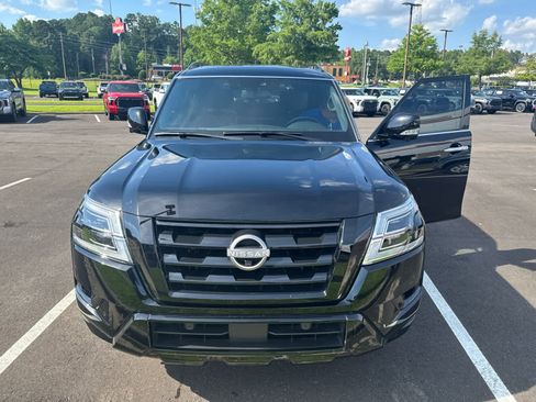 Used 2024 Nissan Armada SL w/ Midnight Edition Package AWD/4WD image 9