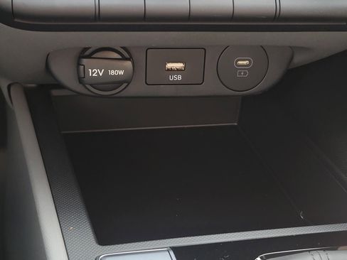 New 2026 Hyundai Elantra SE image 17