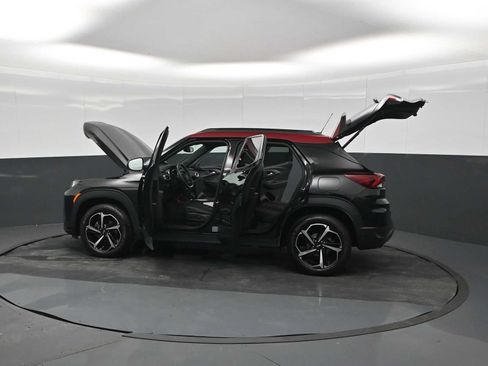 Used 2021 Chevrolet TrailBlazer RS w/ Convenience Package AWD/4WD image 29