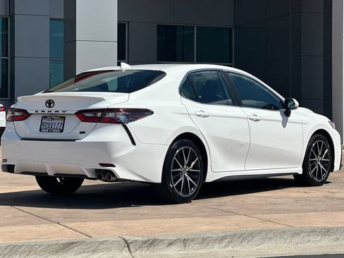Certified 2023 Toyota Camry SE w/ Convenience Package FWD image 4