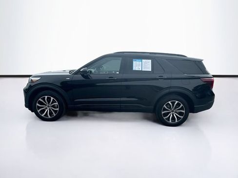 Used 2023 Ford Explorer ST-Line w/ Class IV Trailer Tow Package AWD/4WD image 5