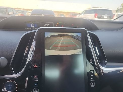 Used 2021 Toyota Prius Prime Limited w/ Carpet Mat Package (TMS) FWD image 20