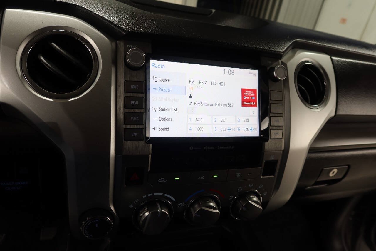 Used 2021 Toyota Tundra SR5 w/ SR5 Upgrade Package AWD/4WD image 22