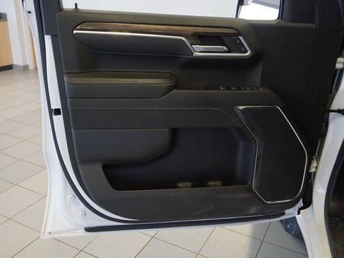 Certified 2023 Chevrolet Silverado 1500 RST image 23