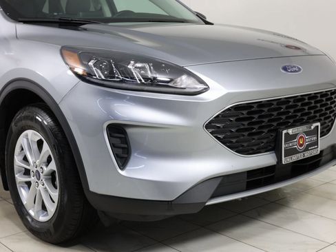 Used 2022 Ford Escape SE w/ Convenience Package image 36