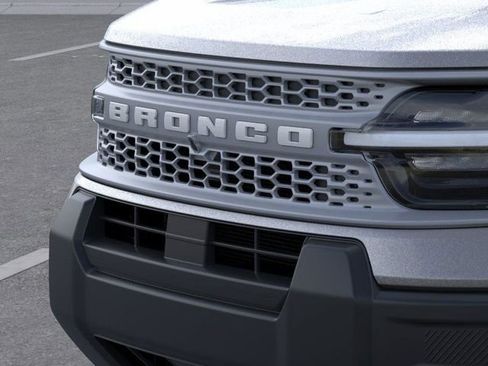 New 2025 Ford Bronco Sport Outer Banks AWD/4WD image 17
