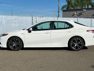 Used 2019 Toyota Camry SE w/ Audio Package FWD video 2
