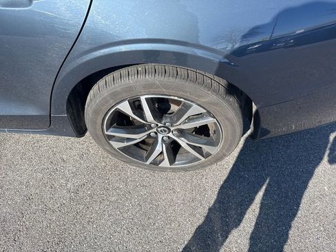 Used 2024 Volvo S60 B5 Core image 11