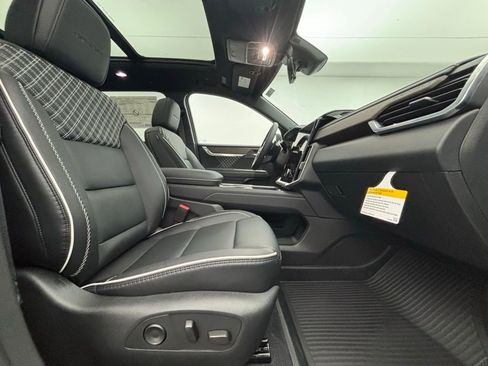 New 2026 GMC Acadia Denali w/ Super Cruise Package image 40