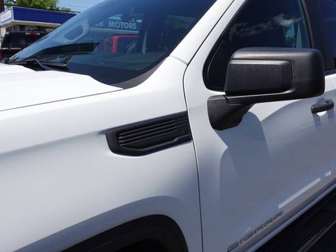 Used 2023 GMC Sierra 1500 Pro w/ Graphite Edition AWD/4WD image 8