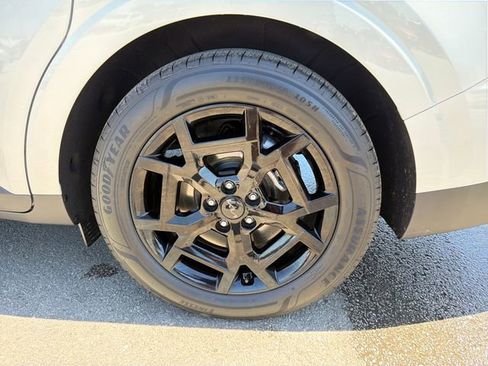 New 2026 Kia Carnival SX Prestige FWD image 26