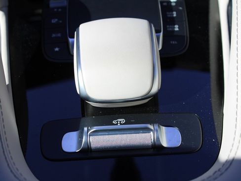 Certified 2024 Mercedes-Benz GLS 63 AMG 4MATIC image 33