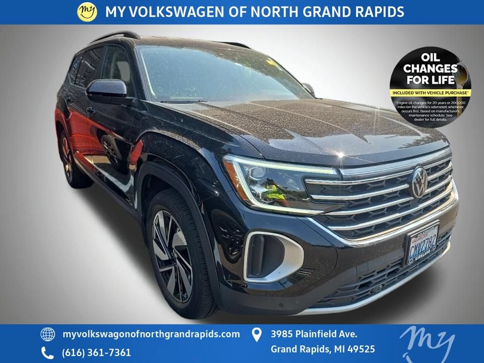 Used 2024 Volkswagen Atlas SE AWD/4WD image 40