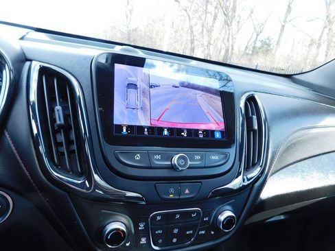 Used 2023 Chevrolet Equinox RS w/ RS Leather Package image 11