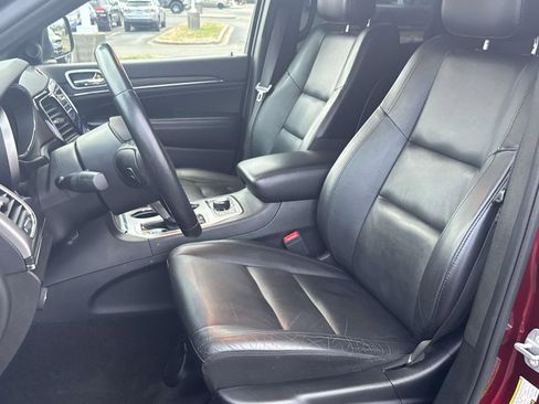 Used 2019 Jeep Grand Cherokee Limited w/ Trailer Tow Group IV image 11