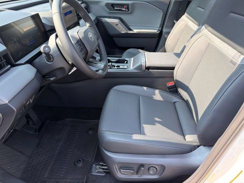 New 2026 Toyota RAV4 FWD image 17