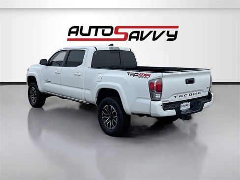 Used 2022 Toyota Tacoma TRD Sport image 5