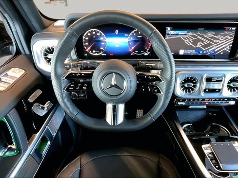 Used 2026 Mercedes-Benz G 550 image 5