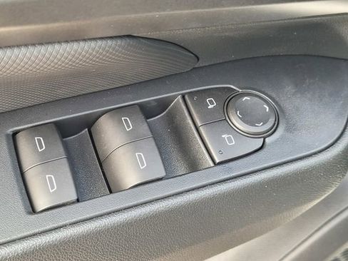 New 2026 Chevrolet Equinox EV LT image 14